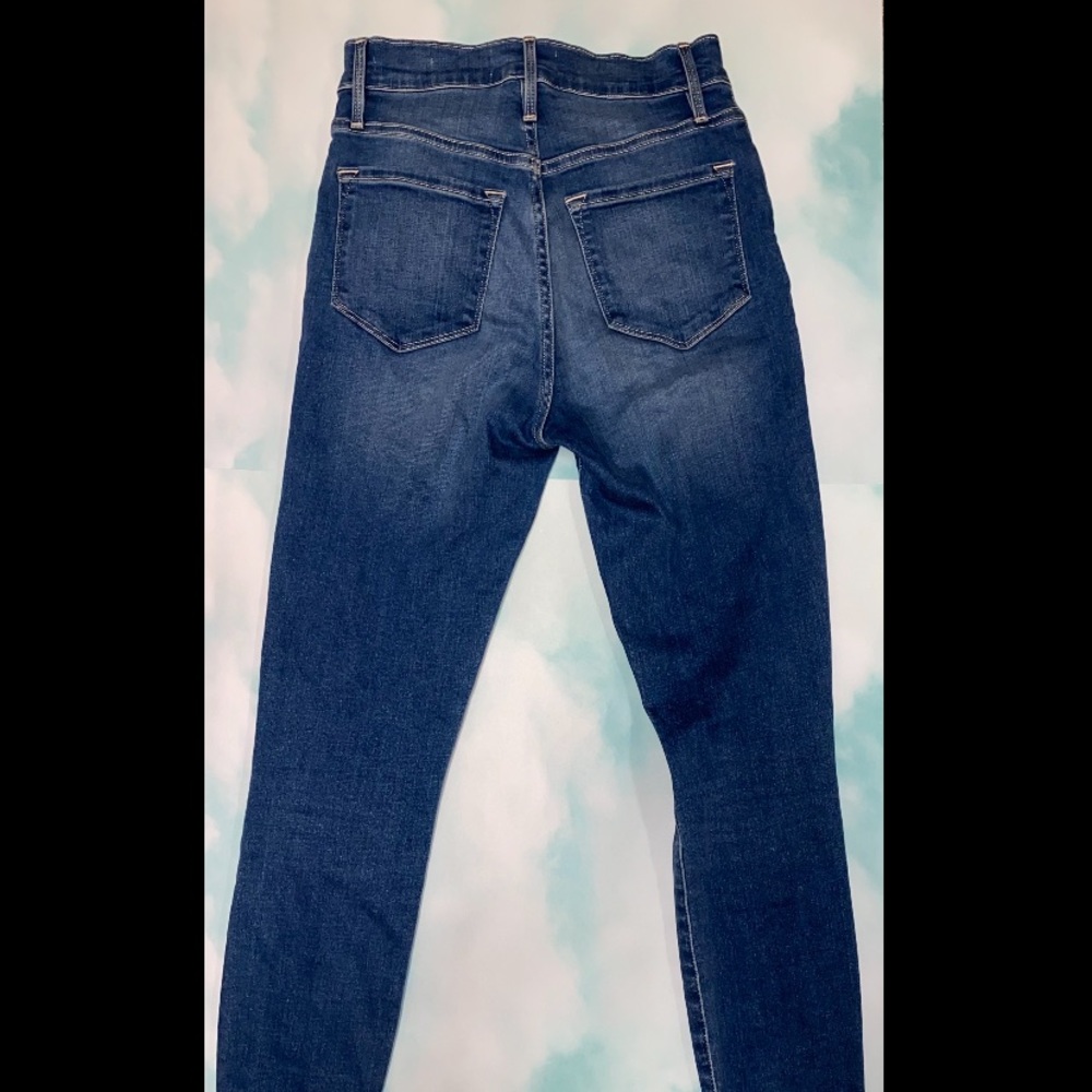Blue jeans - Picture 2 of 3